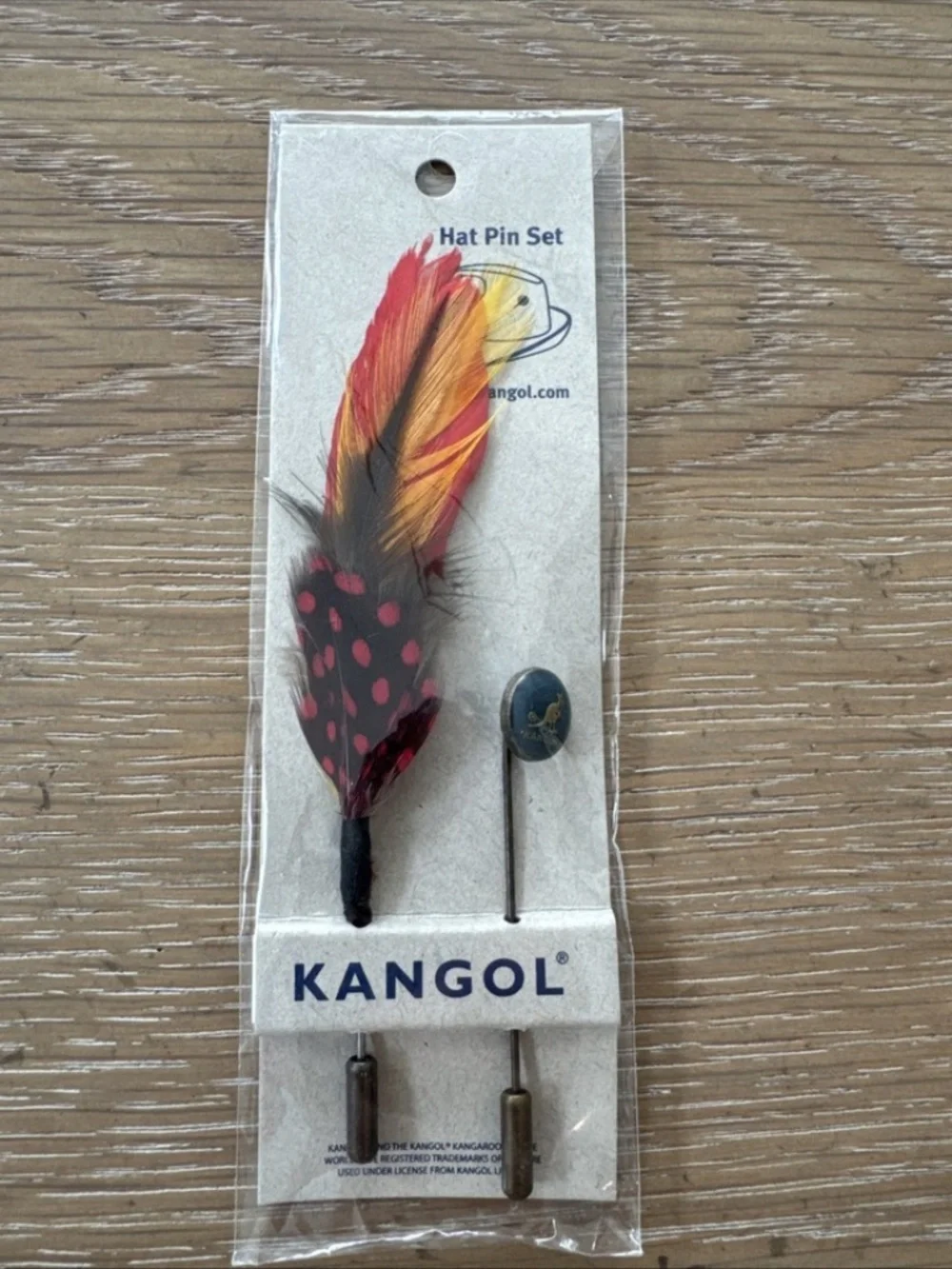 Red Kangol Modelaine Wool Beret with RARE Hat Pin Set Feather Stick Pin Women's